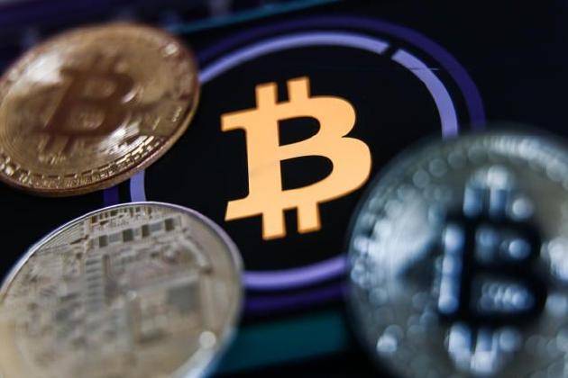 比特币暴跌<strong></p>
<p>全球比特币行情</strong>！比特币为什么跌跌不休！