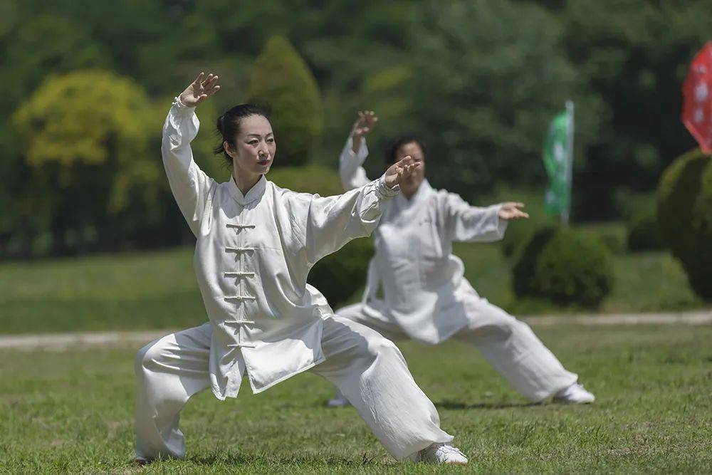 “外三合”之肩与胯合<strong></p>
<p>今合币</strong>，如何合？如何操作？
