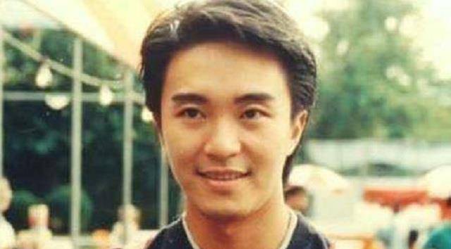 周星驰抵押豪宅内幕：对赌协议首度曝光<strong></p>
<p>可币网</strong>，4年竟要赚10.4亿网民币