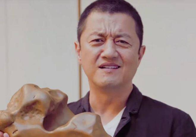 李亚鹏：我家墙上这幅字值2000万网民币<strong></p>
<p>可币网</strong>，曾经有人出1500万我没卖
