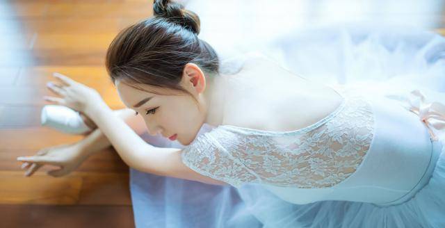 真正爱你的人<strong></p>
<p>币豪</strong>，他会以你为豪，而不会以拥有你为豪