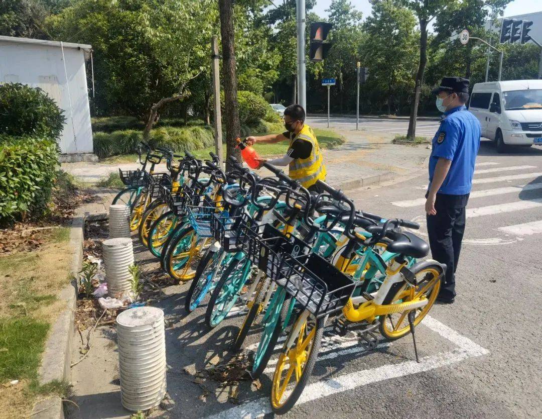 骑得放心<strong></p>
<p>巧币网</strong>，用得安心！普陀城管巧织共享单车治理网
