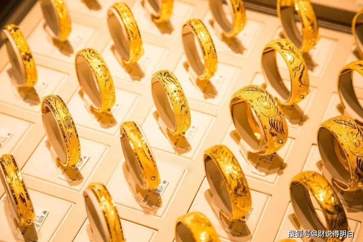 金店里黄金多少钱一克<strong></p>
<p>黄金多钱一克</strong>？我以后都不需要再关注