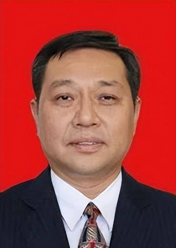 大学原党委书记<strong></p>
<p>支付宝怎么理财</strong>，任市委书记！