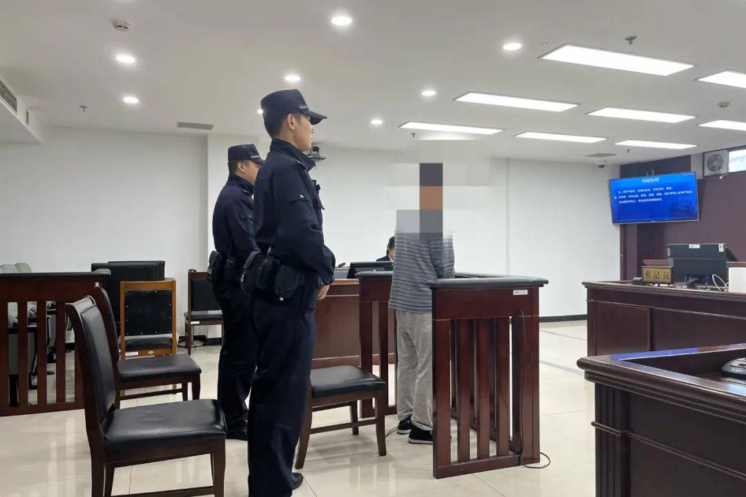 无耻！北京一对情侣租房<strong></p>
<p>招商银行理财</strong>，遭五旬房东潜入、偷窥