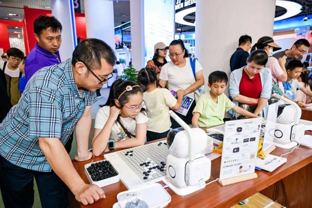 83.39亿元<strong></p>
<p>理财诈骗</strong>！15万人次！详情→