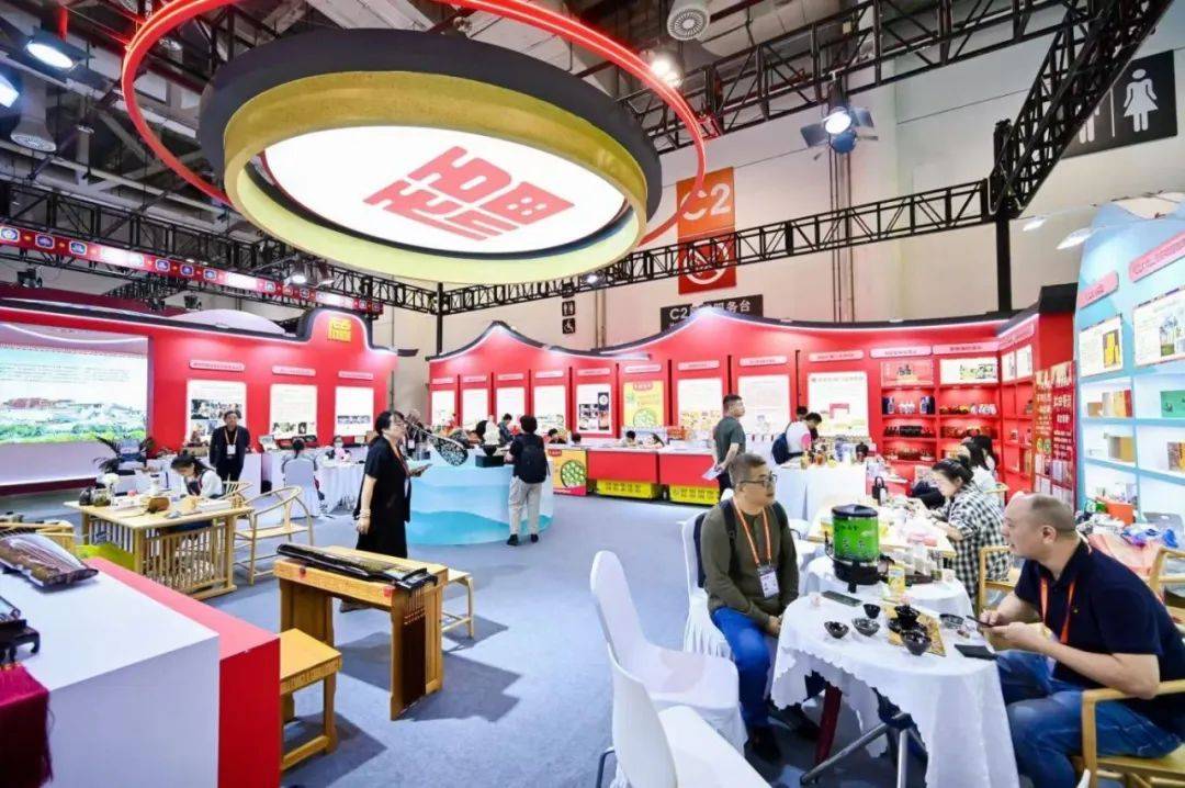 83.39亿元<strong></p>
<p>理财诈骗</strong>！15万人次！详情→