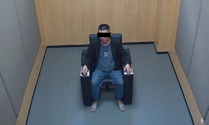 “我车被偷了<strong></p>
<p>100理财</strong>，车上有块毒猪肉！”男子深夜报警，结局大反转