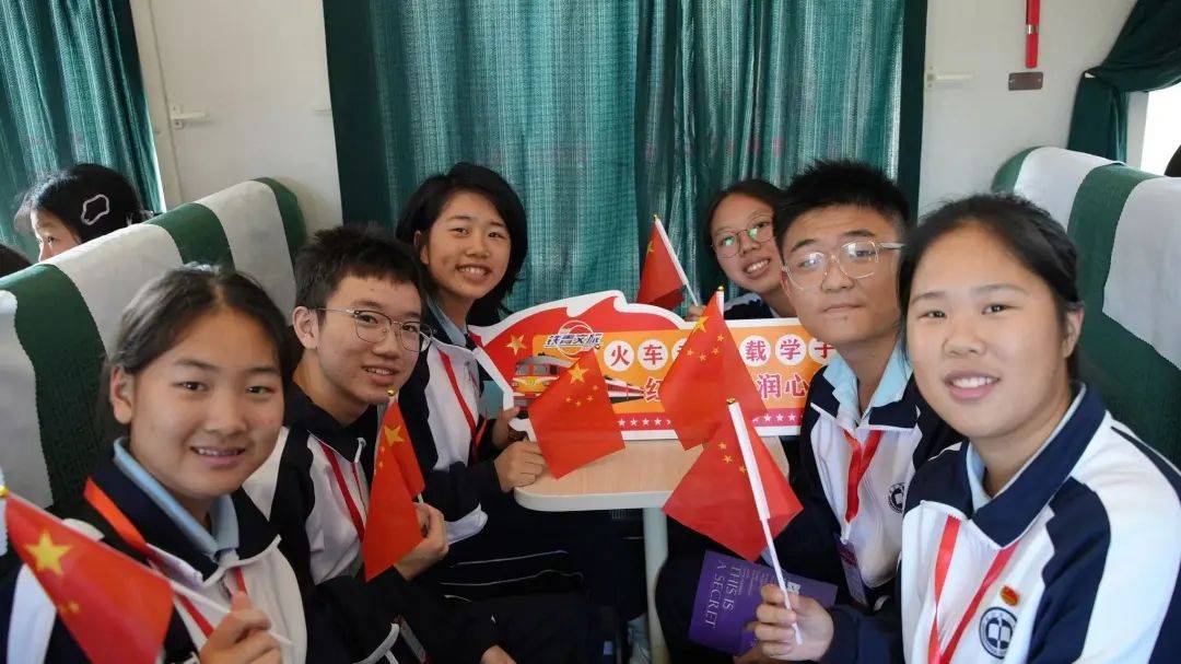 33天内<strong></p>
<p>理财机构</strong>，长沙6.6万名学生将奔赴同一地，只为这件事……