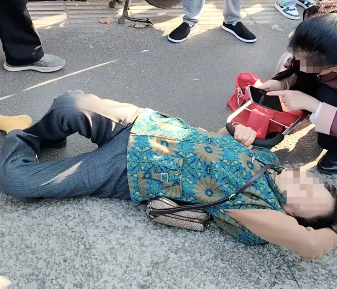 91.5万元打300头野猪<strong></p>
<p>理财机构</strong>，南京一企业中标后弃标，知情人：人手不够