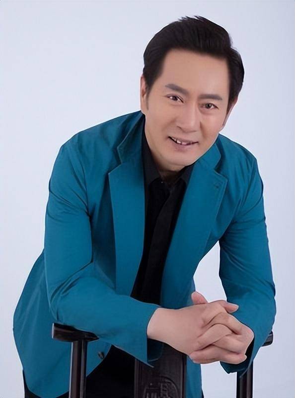 “坏人专业户”姚刚：一生无妻无子<strong></p>
<p>学生理财</strong>，如今53岁在千万豪宅一个人住