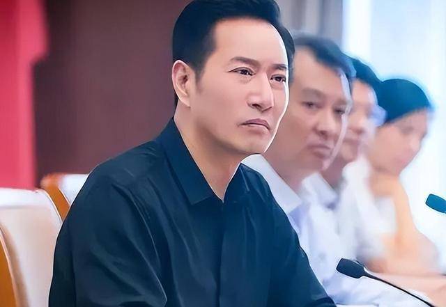 “坏人专业户”姚刚：一生无妻无子<strong></p>
<p>学生理财</strong>，如今53岁在千万豪宅一个人住
