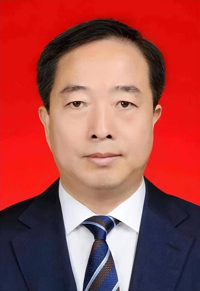 太原市委常委、副市长杨继承<strong></p>
<p>理财广告</strong>，拟任新职