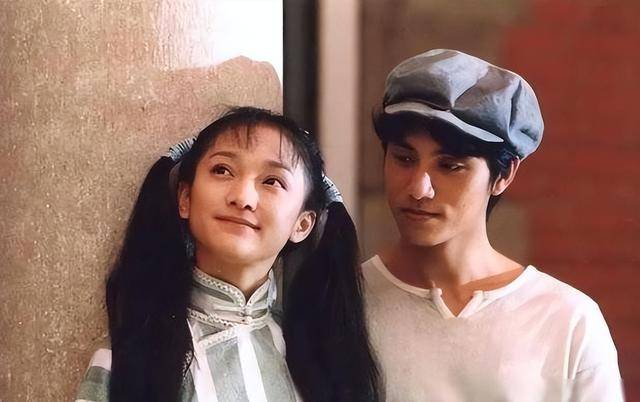 陈坤的儿子已成年<strong></p>
<p>理财有风险吗</strong>，容貌开始显现母亲的基因，像谁可以认得出吗？