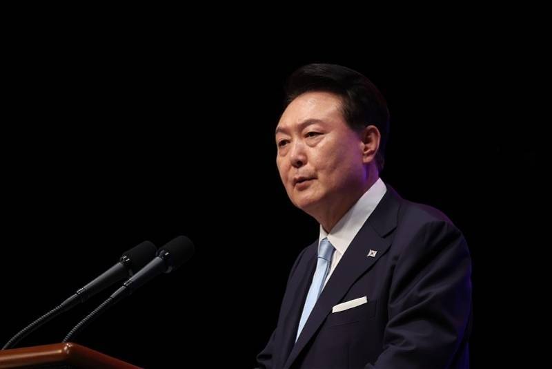 韩国法院对尹锡悦发布逮捕令<strong></p>
<p>理财存钱</strong>！专家称仍可能通过安全部门反抗