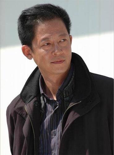 王志文：我落难时王宝强伸出援手<strong></p>
<p>存钱理财</strong>，但宝强落难借300w我却一分没给
