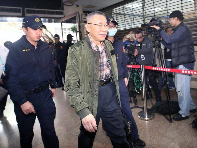 柯文哲再遭羁押<strong></p>
<p>债券理财</strong>，民众党发声明喊“痛心至极”：支持律师提抗告