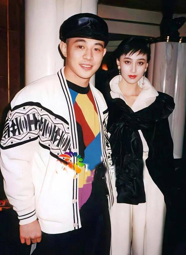 李连杰:后事一切从简<strong></p>
<p>理财分红</strong>，不用立碑也不用办丧事，树葬海葬都可以
