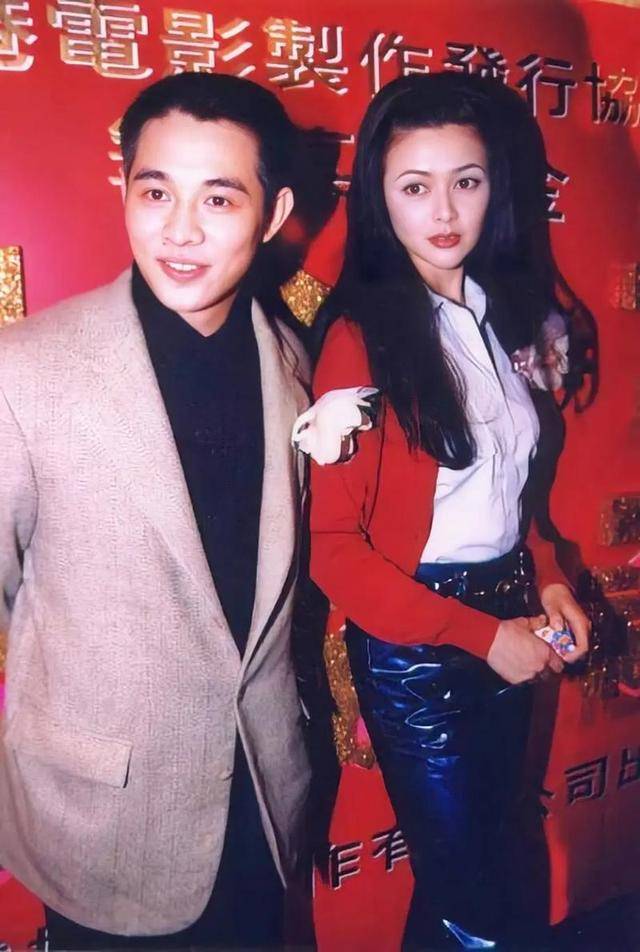 李连杰:后事一切从简<strong></p>
<p>理财分红</strong>，不用立碑也不用办丧事，树葬海葬都可以
