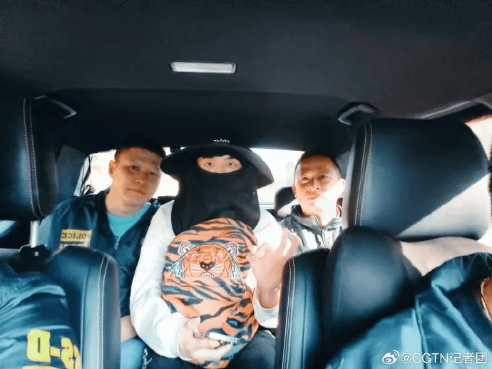 演员王星已被接到泰国<strong></p>
<p>如何银行理财</strong>，画面曝光！另一位23岁小伙也失联，家人被威胁