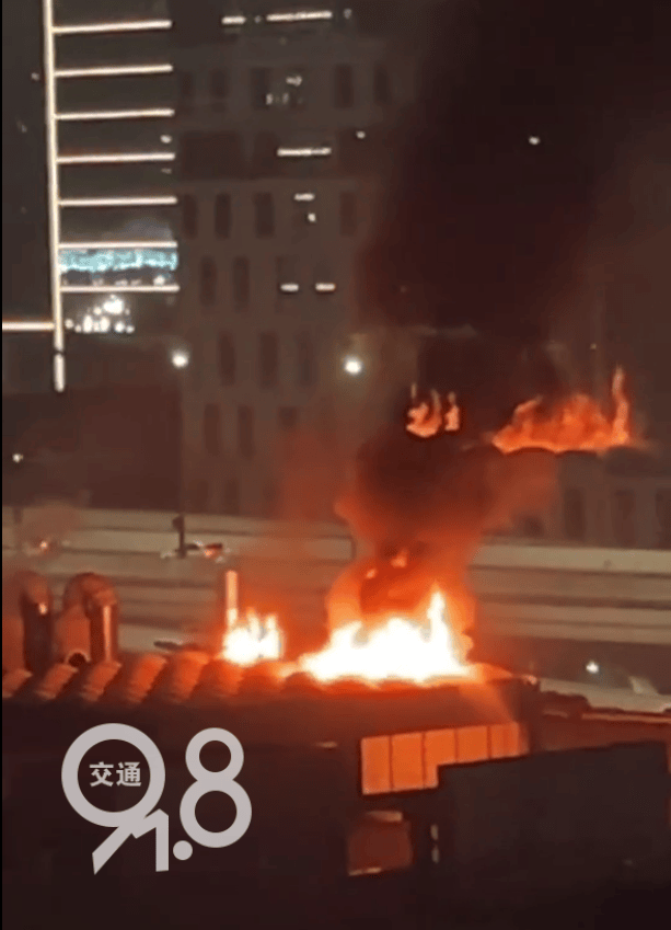 刚刚<strong></p>
<p>理财7%</strong>！杭州一建筑突发爆炸！