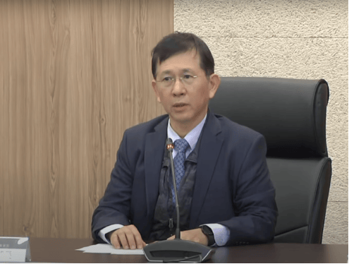 台岛马祖间两条海底电缆全断<strong></p>
<p>10万理财</strong>，台当局紧急开记者会说明，称最快2月完成修复