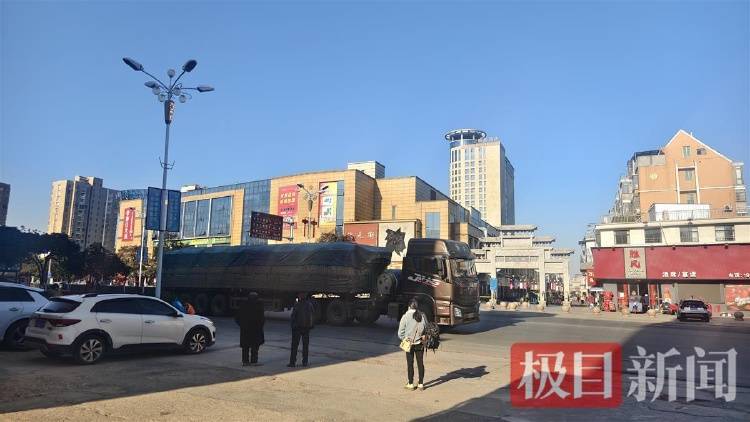 “没料到政府宁可多花钱让公路改道”<strong></p>
<p>安全理财产品</strong>，江西“最强钉子户”独守孤房