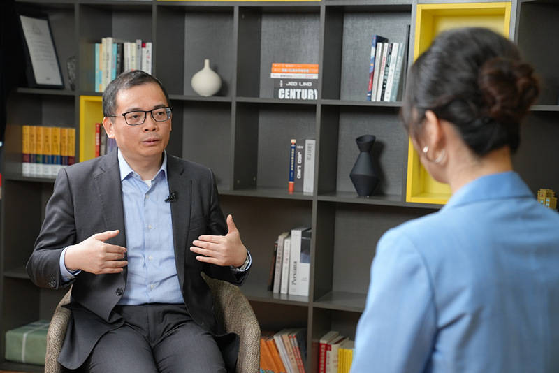 陆挺：1.7亿农村老人月均养老金200多<strong></p>
<p>理财信息</strong>，农民的社保没跟上国家经济发展