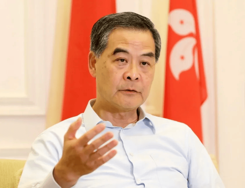 梁振英发声<strong></p>
<p>理财收益高</strong>！有些香港商人误信“商人无祖国”
