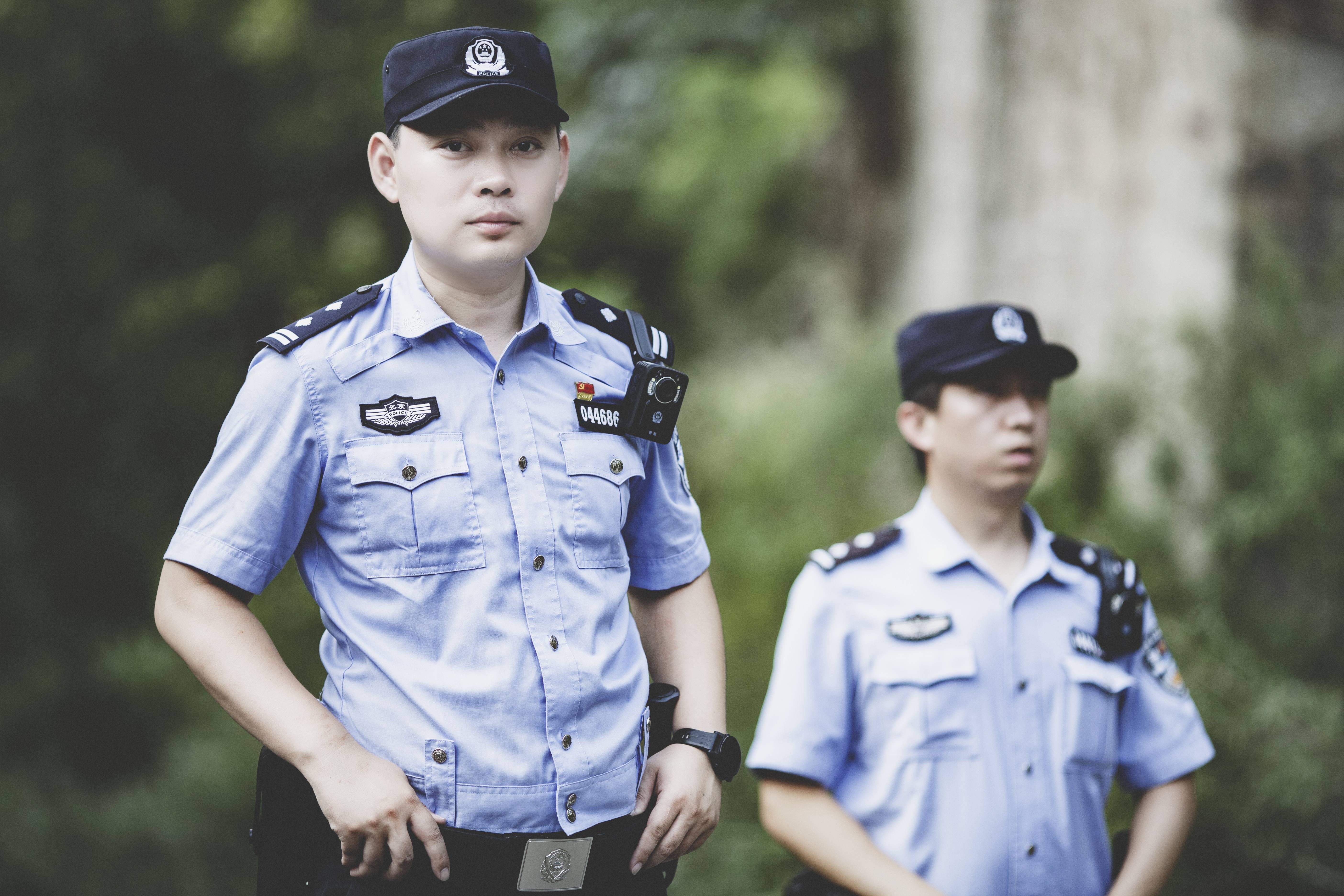 森林警察韩孟祺：乔装成驴友潜伏密林中<strong></p>
<p>理财所</strong>，抓获“粘鸟”嫌疑人