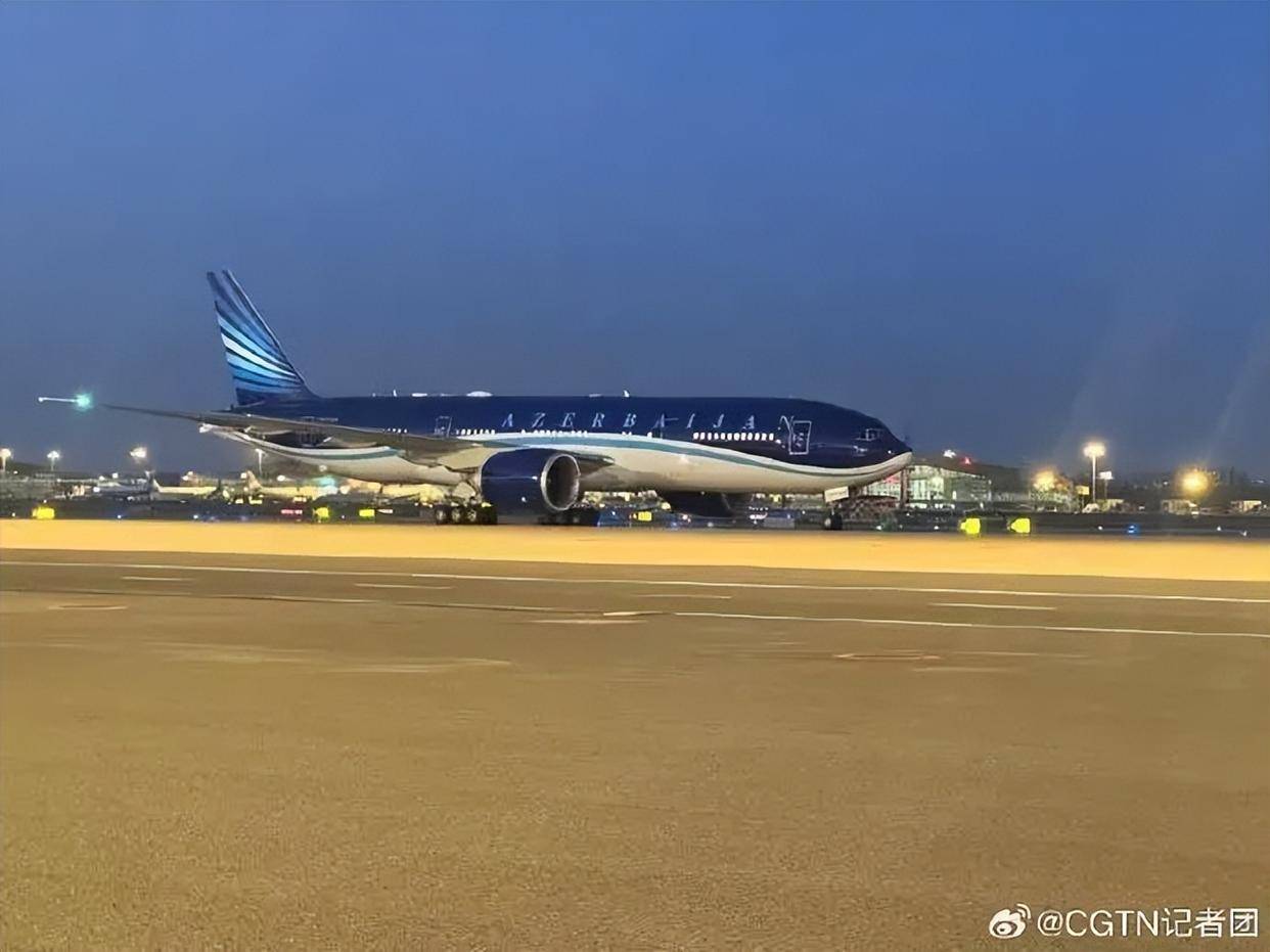 今晚<strong></p>
<p>理财所</strong>，两国总统乘机抵京