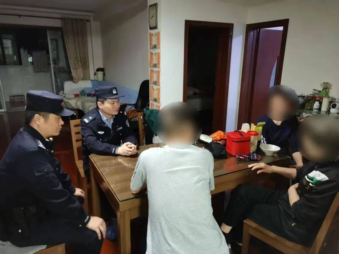 疯狂买入<strong></p>
<p>理财行业</strong>！镇江一大爷花了164万！结果……