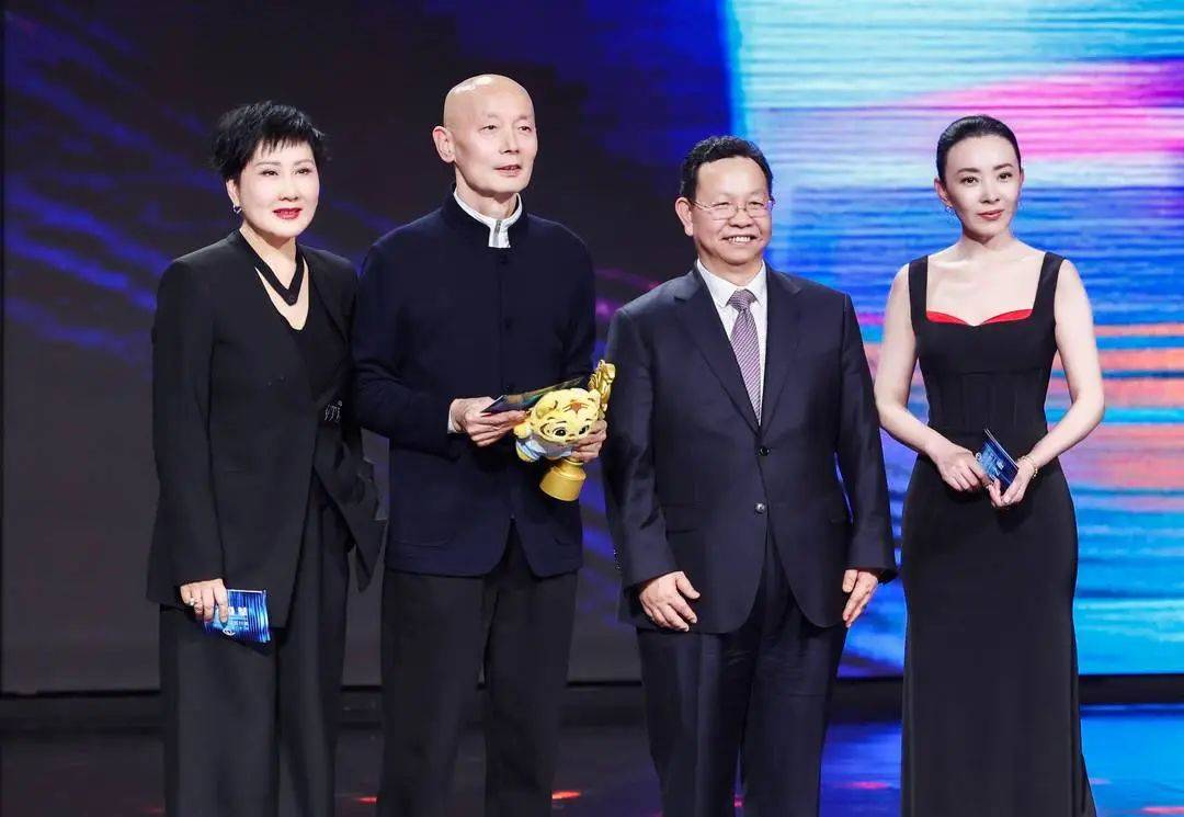 官方正式公布<strong></p>
<p>货币理财</strong>！确认是葛优