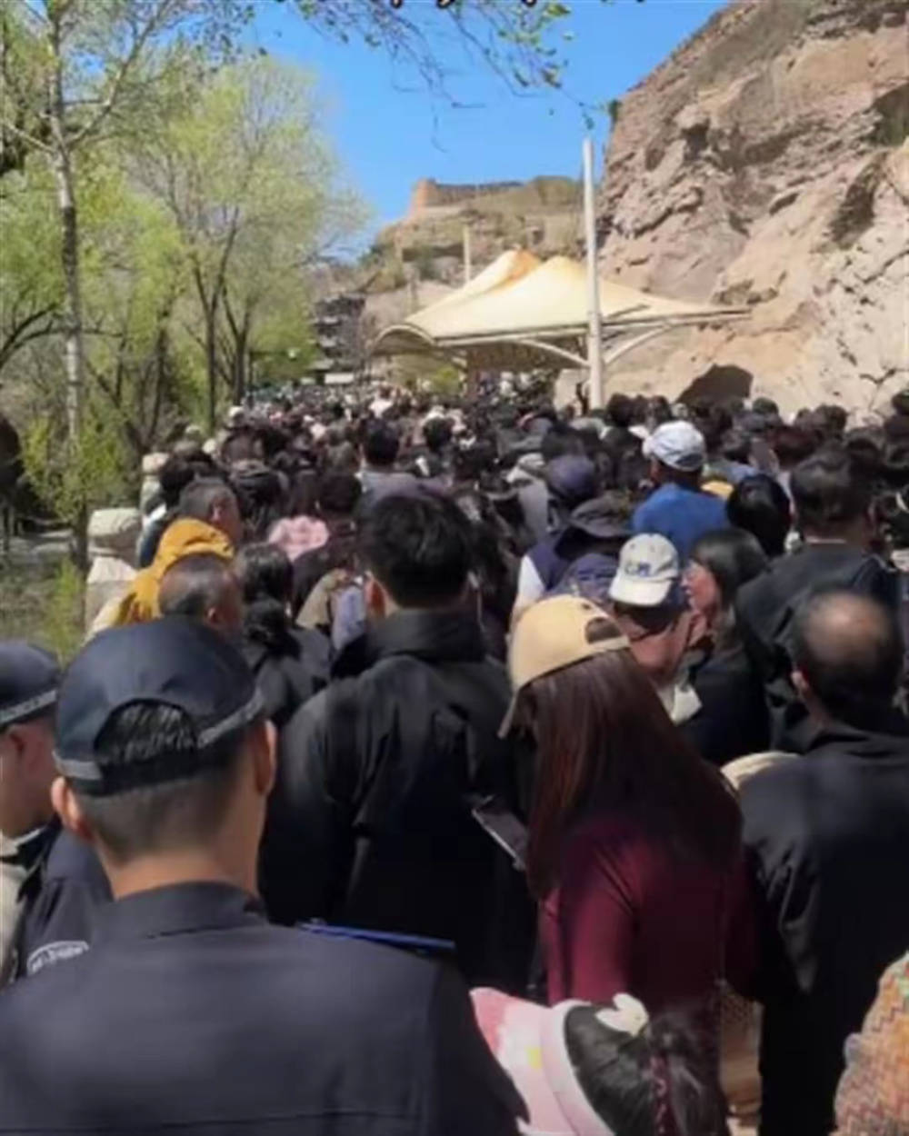 张信哲在山西大同演唱会上称约不到景区门票<strong></p>
<p>货币理财</strong>，当地文旅回应