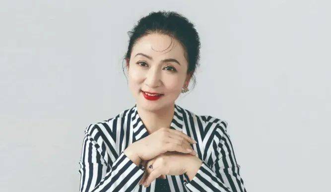 国家一级演员陈丽云<strong></p>
<p>靠谱的理财</strong>，被逮捕