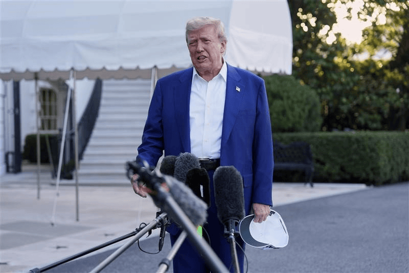 呦<strong></p>
<p>理财教育</strong>，泽连斯基穿西装了，那边是十万人规模之战！