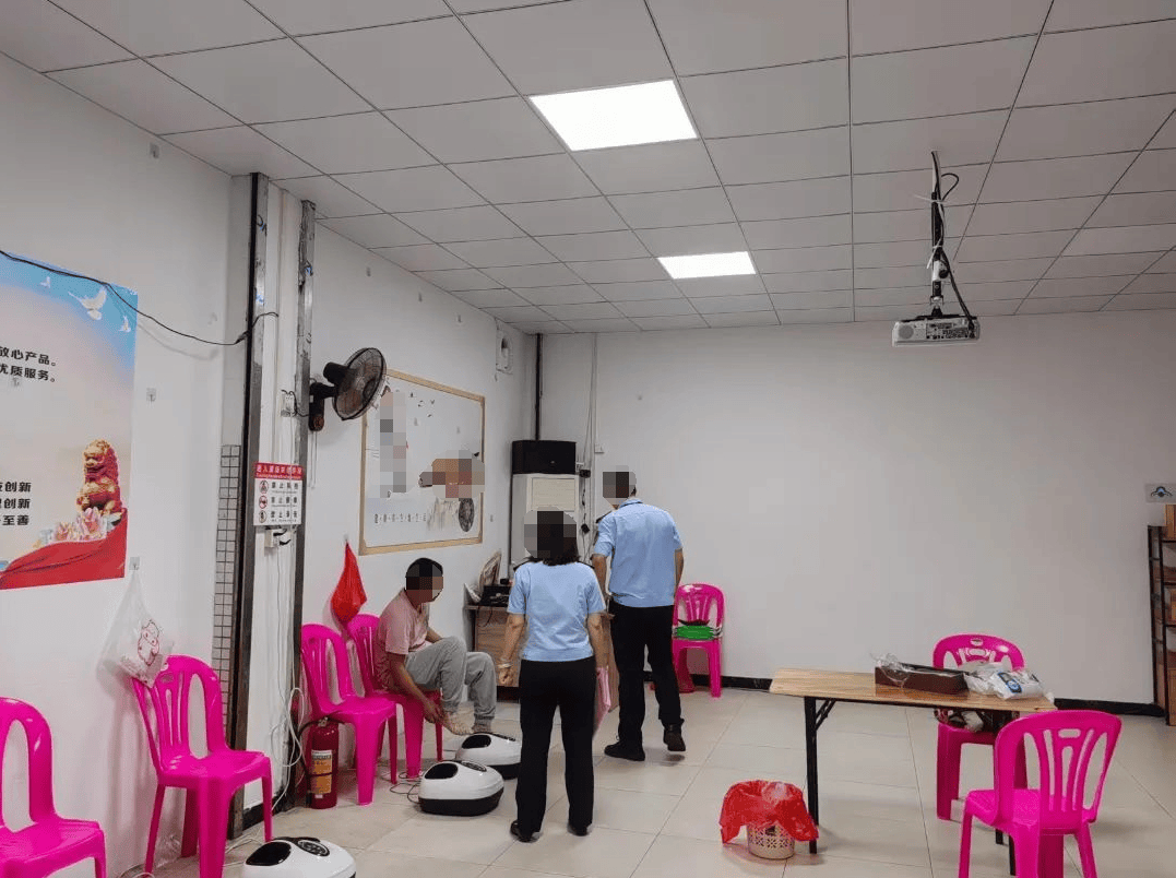免费领鸡蛋、米面？佛山一“体验店”被查<strong></p>
<p>网站理财</strong>，专门忽悠老年人！