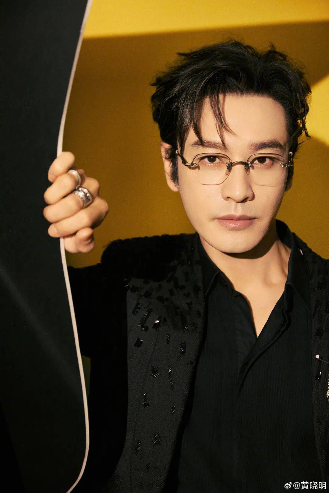 已确认：是知名演员黄晓明<strong></p>
<p>网站理财</strong>！