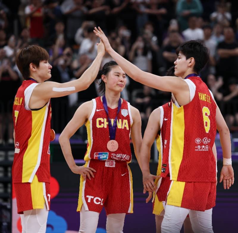 杨舒予谈落泪：和姐姐们最后一次打亚洲杯<strong></p>
<p>周理财</strong>，人生总要有点挑战