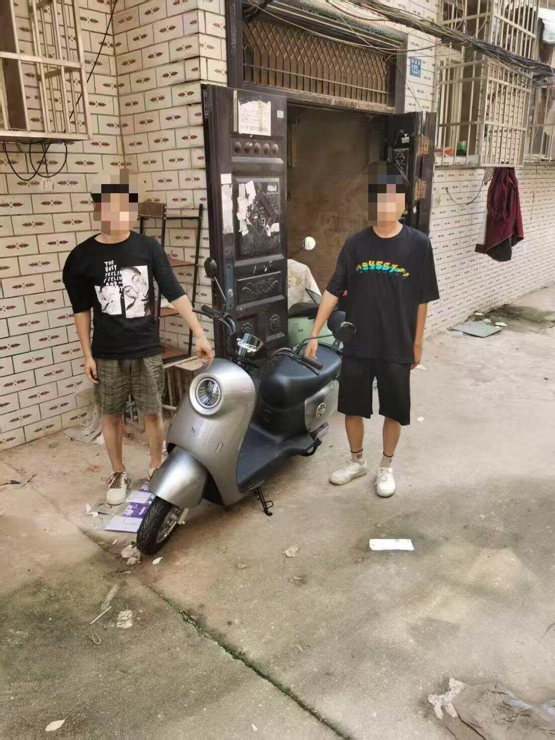 电瓶车被盗<strong></p>
<p>建信理财</strong>，报警人笔录还没做完，嫌疑人已被人赃并获