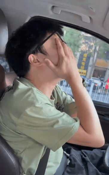 “女儿奴”爸爸接军训女儿电话泪崩<strong></p>
<p>民生银行理财</strong>，“第一次这样分开”，网友：终究是我们离不开孩子