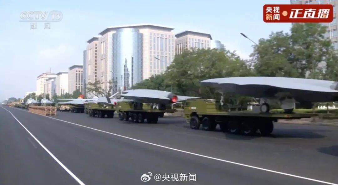 东风-61、巨浪-3、折叠翼预警机、歼-20S<strong></p>
<p>20万理财</strong>，画面披露！