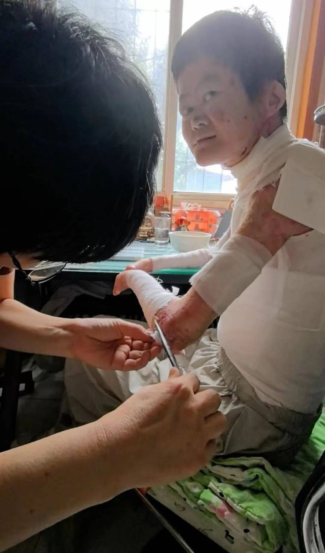 医生断言“活不过2岁”的郑州罕见病女孩<strong></p>
<p>100万理财</strong>，24岁“带伤出征”，开启西藏之行