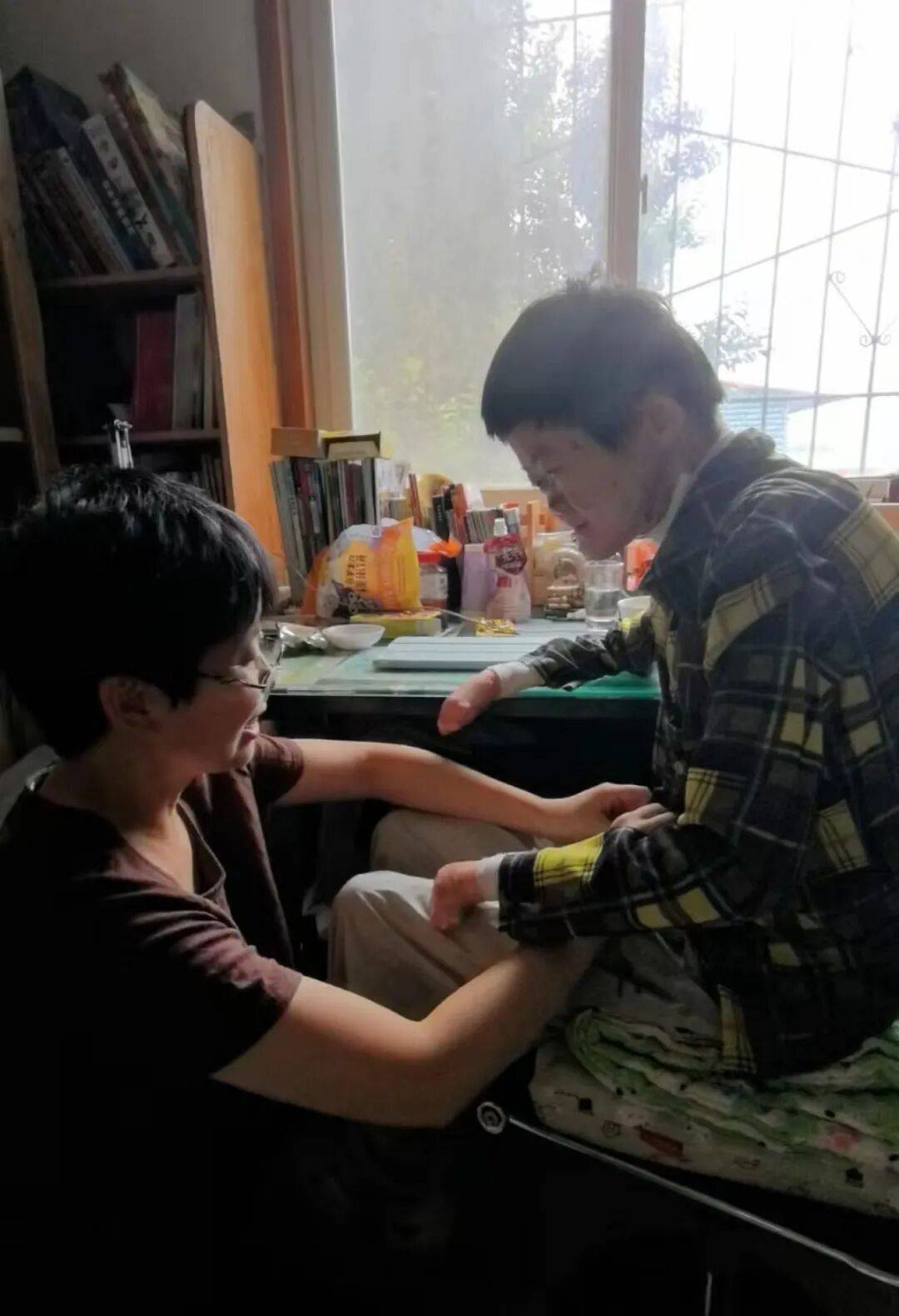 医生断言“活不过2岁”的郑州罕见病女孩<strong></p>
<p>100万理财</strong>，24岁“带伤出征”，开启西藏之行