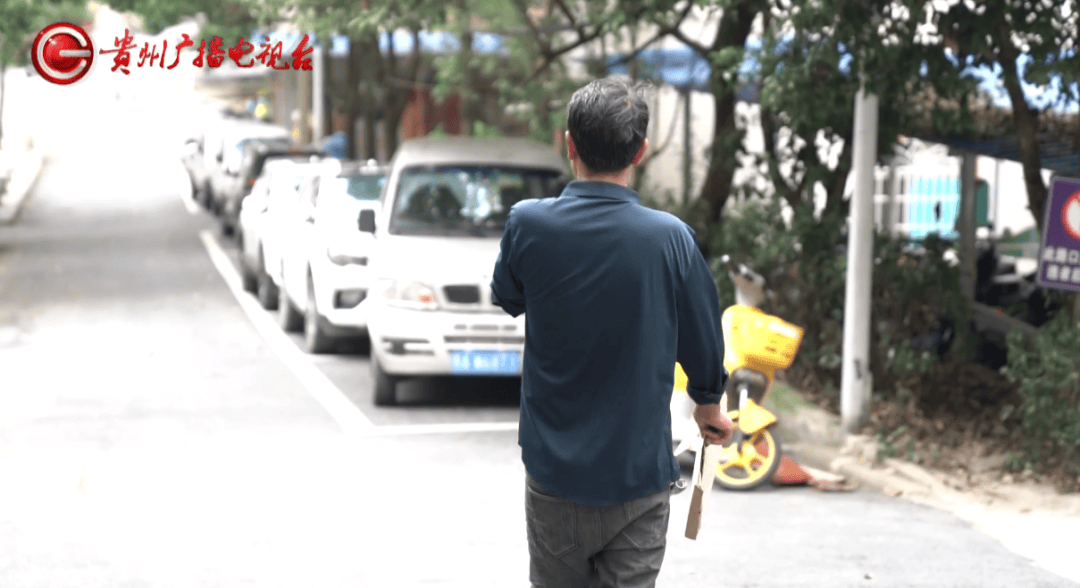 心酸！12岁男孩“独居”贵阳一安置房内<strong></p>
<p>理财定投</strong>，父亲回应：迫于无奈，因为……