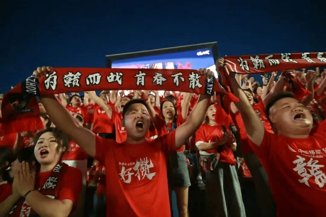 省级“苏超式”足球联赛持续扩容<strong></p>
<p>公司理财产品</strong>，多地创下现场观赛人数纪录