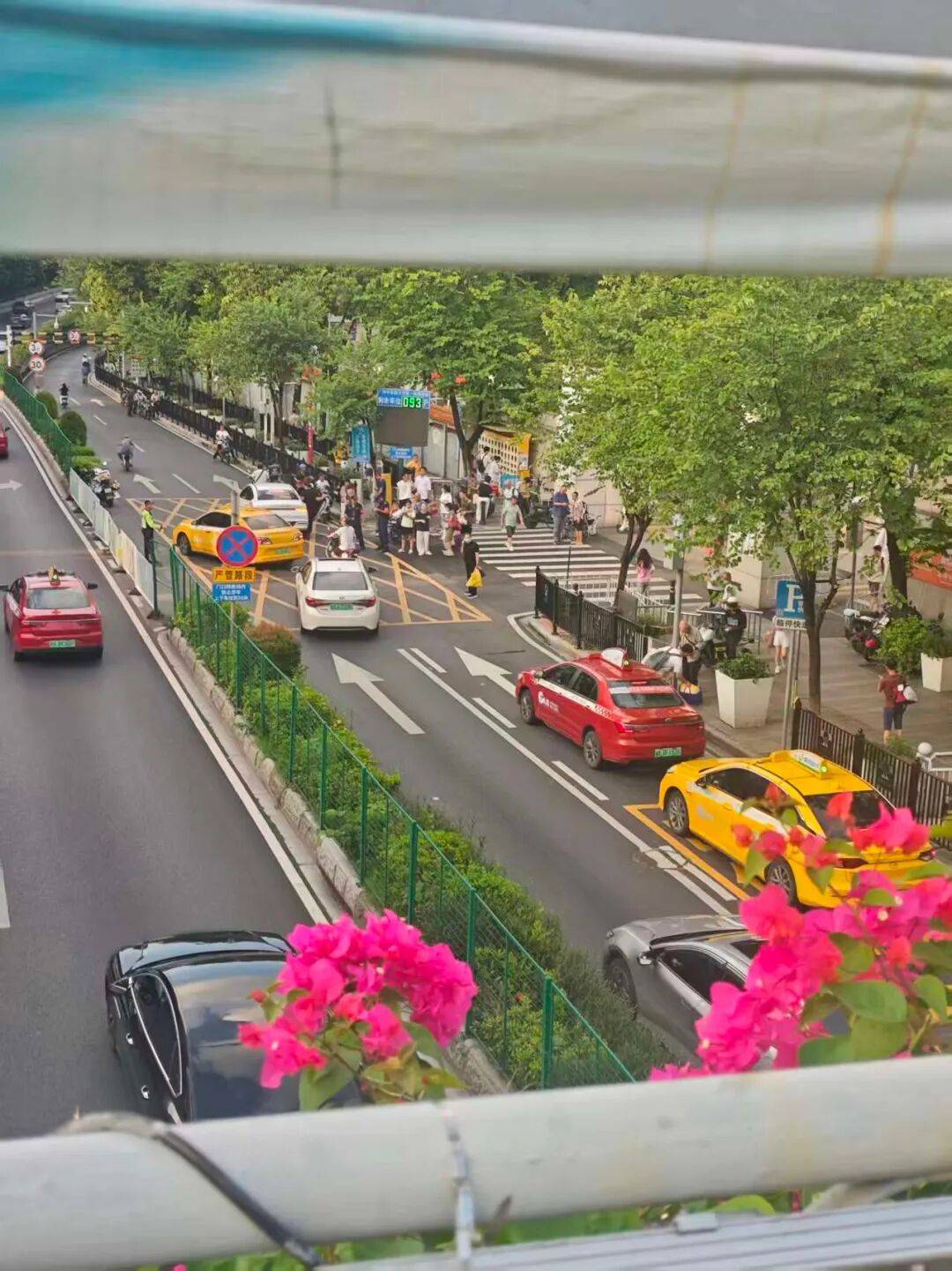 广州一医院发生伤医事件<strong></p>
<p>大额理财</strong>，参与抢救医生发声：他受伤很重，行凶者已被抓捕
