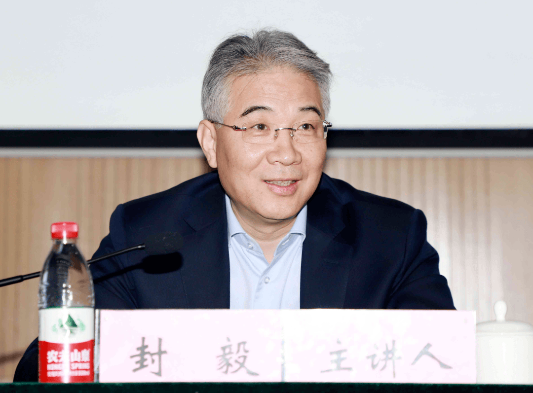 中纪委连发11人被查<strong></p>
<p>大额理财</strong>，副部级“老虎”落马