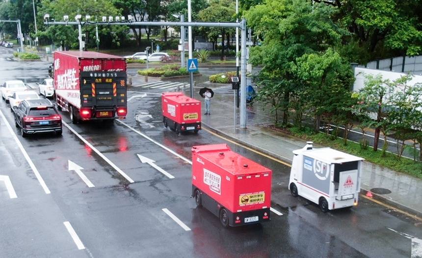 从港口到云端<strong></p>
<p>陆理财</strong>，深圳跑出现代物流“加速度”