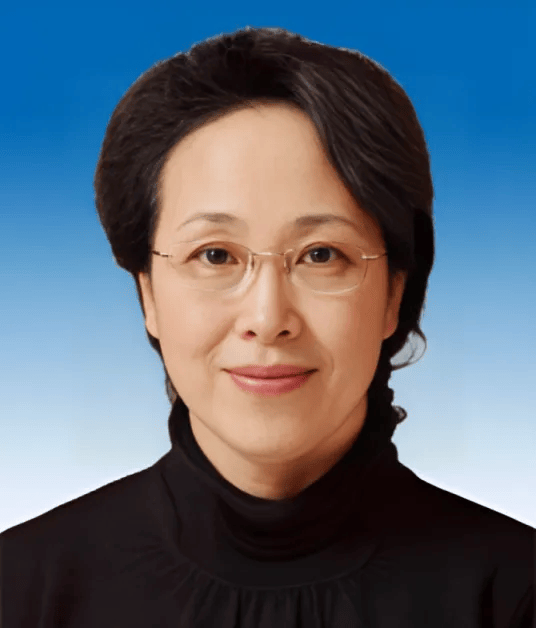 郝国昆<strong></p>
<p>陆理财</strong>，辞去副部级职务